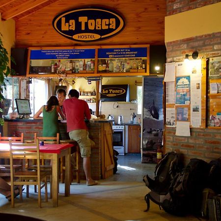 La Tosca Hostel Puerto Madryn Exterior photo