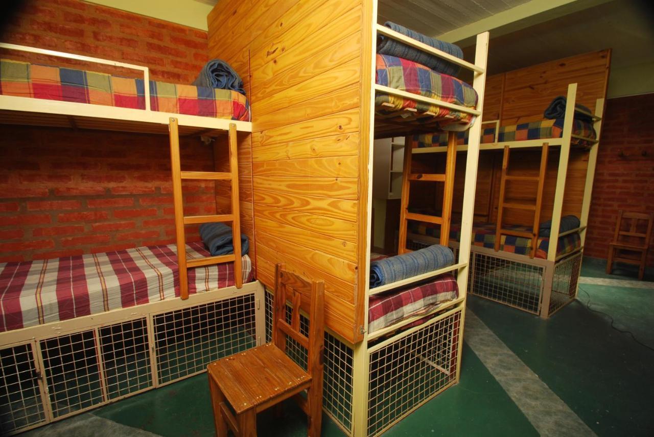 La Tosca Hostel Puerto Madryn Exterior photo